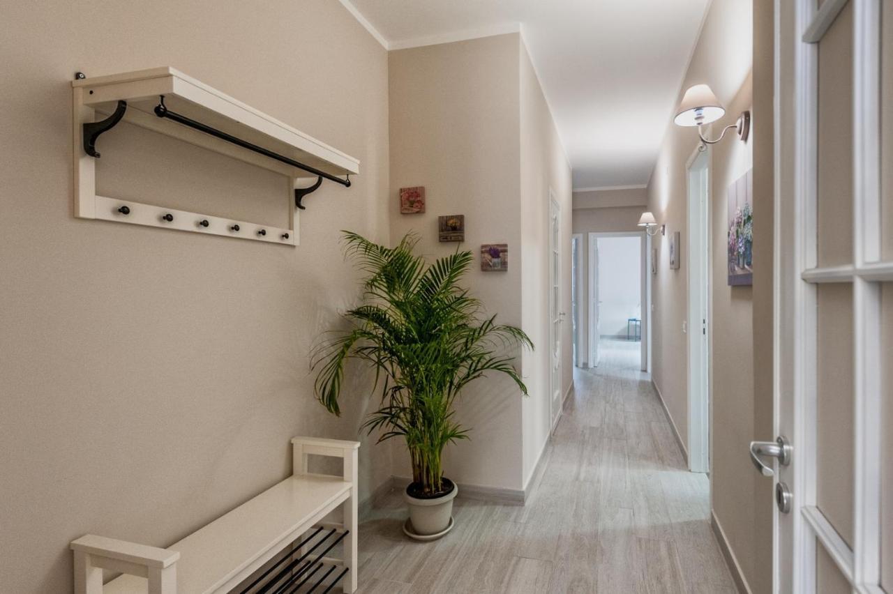 Bacicagiuba Apartments แตร์มินิ อิเมเรเซ ภายนอก รูปภาพ